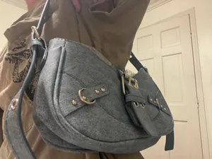 Purse thumbnail 4