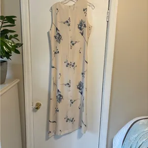 Chaus beige dress with flowers Black Size 10 thumbnail 3
