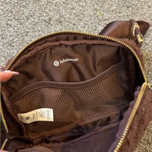 Lululemon Brown Sherpa Belt Bag thumbnail 3