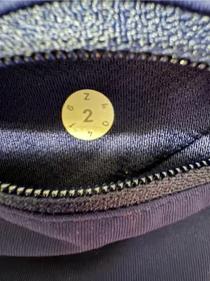 Lululemon Athletica Navy Blue Workout Athletic Shorts Size 2 thumbnail 9