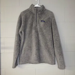 Patagonia Women’s Los Gatos 1/4 Zip Fuzzy Fleece Pullover in Grey Size Medium thumbnail 2