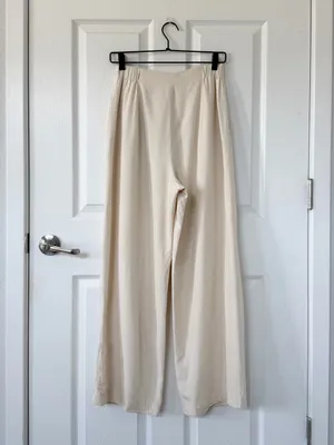 100% Silk High-Waist Wide Leg Lined Pants in Ivory with Mother of Pearl Buttons thumbnail 2