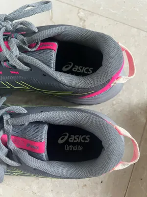 ASICS Shoes thumbnail 2