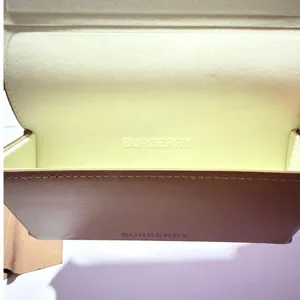 Burberry Sunglasses Case Tan Leather Triangular Hard Shell Case & Cloth thumbnail 8