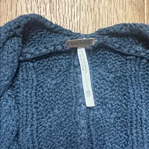 Free People Deep Blue Cable Knit Oversized‎ Sweater thumbnail 3