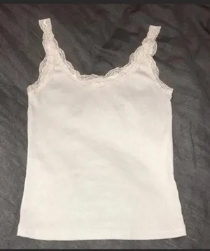 SheIn White Lace Crop Top thumbnail 1