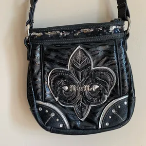 Miss Me Womens Purse Bag Handbag Shoulder Bag Buckle Bag Accessories thumbnail 2