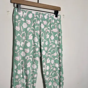 LAKE- Lounge Pajama Pants Parisian Green Vine Floral Size XS thumbnail 3