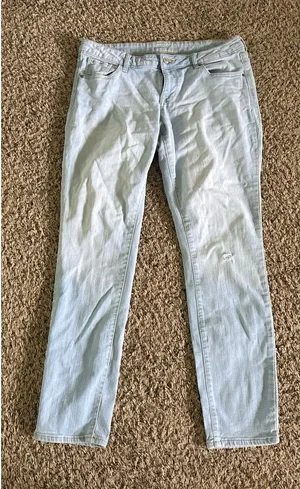 Old Navy Women's Rockstar Light Wash Regular Jeans Size 14‎ thumbnail 1