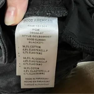 Good American‎ Good Classic Straight Step Hem High-Rise Washed Black Denim Jeans thumbnail 10