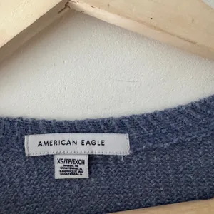 American Eagle V Neck Oversized Tie Front Button‎ Sweater thumbnail 4