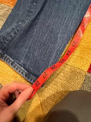 Abercrombie & Fitch The 90’s Straight Ultra High Rise Jeans Size 27 / 4 SHORT thumbnail 2