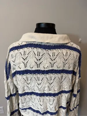 Universal Threads Cream with Blue Stripes Collared Preppy Sweater in Size XL thumbnail 5