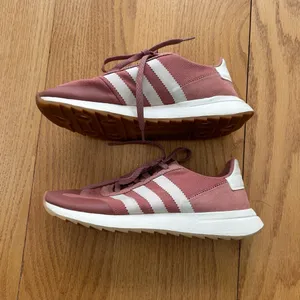 Adidas Originals FLB W Flashback Runners Raw Pink/White BY9301 Sz 8 1/2 Sneakers thumbnail 4