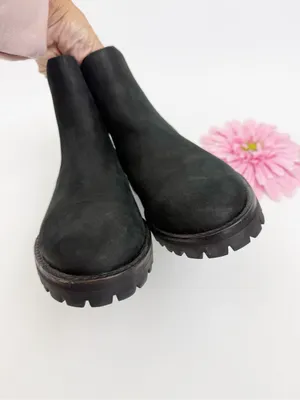 Thursday Boot Company Legend Chelsea Ankle Boots Booties Leather Black Matte thumbnail 5