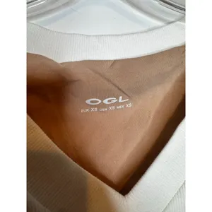 OGL Women XS White Modal Stretch V-Neck Cowl Back Sleeveless Top Blouse New thumbnail 3