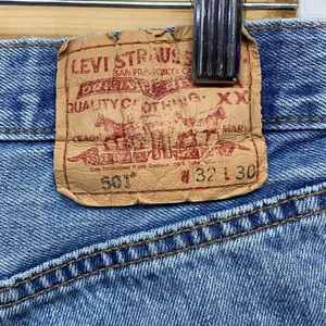 Levi's 501 Distressed Cut Off Shorts 32 thumbnail 6