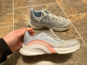 Nike Tennis Shoes thumbnail 2
