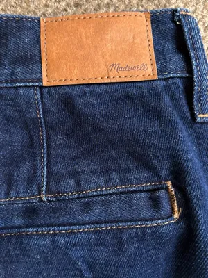 Like New Madewell Baggy Straight Jeans Size 28 thumbnail 12