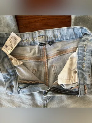 American Eagle Curvy Mom Jeans thumbnail 7
