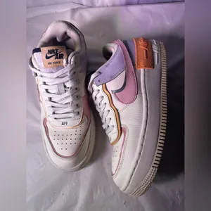 Nike Women's Air Force 1 Shadow - Cream and Pink thumbnail 6