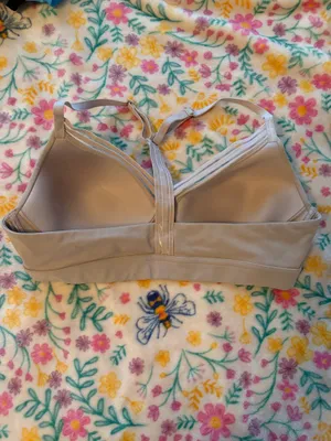 athleta bra thumbnail 3