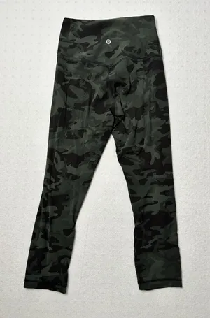 Lululemon Align Cropped Leggings Women’s Size 4 Camo thumbnail 1
