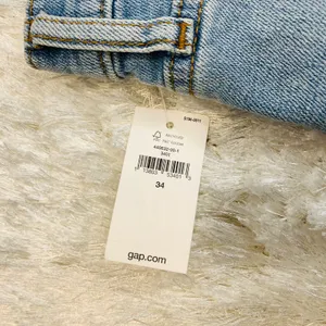 NWT Gap Stretch Light Wash Jean Shorts 3" Short Sz 34 thumbnail 4