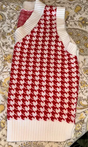 Red Houndstooth Vest Size M thumbnail 3