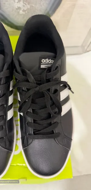 adidas Cloudfoam Advantage W 3 Stripes AW4288 low tops athletic Womens Size 9.5 thumbnail 2