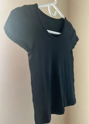 Black T-Shirt Brandy Melville thumbnail 1