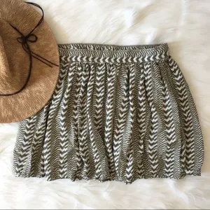 American Eagle 🌵Mini Skirt🌵 thumbnail 1