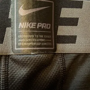 Nike Pro Training Leggings!‎ Size S thumbnail 5