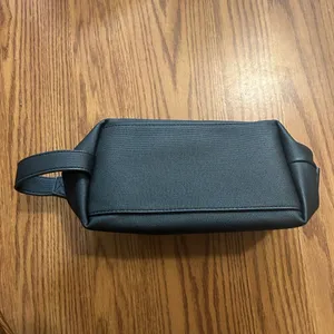 Lug Via Matte Leather Cosmetics Makeup Bag Black thumbnail 3