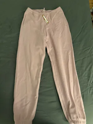 Skims pink sweatpants thumbnail 1