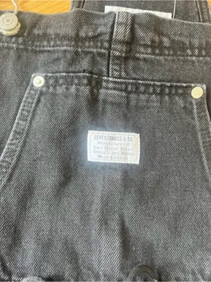 Levi’s Black Denim Wide Leg Apron Front Tie Overalls Medium Womens thumbnail 3