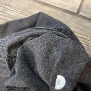 Lululemon women’s Charcoal Jogger Pants thumbnail 3