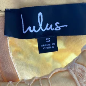 Lulu’s Love Poem Butter Yellow Lace Mini Dress Size Small thumbnail 8