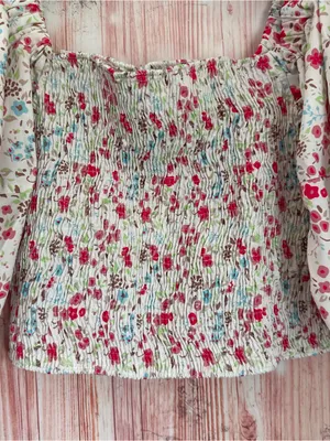Sokie Collective White Puff Sleeve Greenwich Ditsy Floral Smocked Top Sz M thumbnail 6