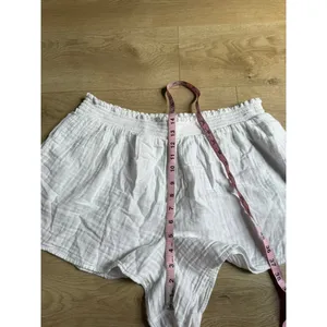 Aerie Gauzy High Waisted Short White Smocked Elastic Waist Beach Loungewear XL thumbnail 8