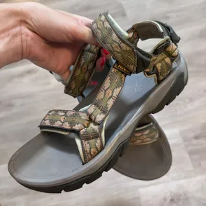 Teva Terra Fi 5 Universal Hiking Sandal Outdoor Women’s 9 thumbnail 3
