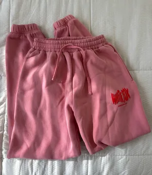 White Fox Boutique thumbnail 1