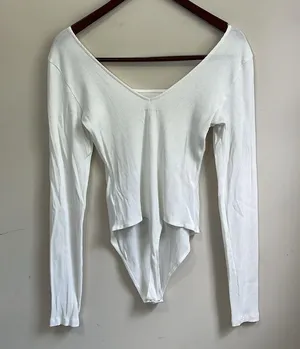 American Eagle Women’s Long Sleeve Bodysuit Size Medium thumbnail 3