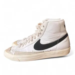 Nike Blazer Mid ‘77 Vintage White Black Leather High Top Sneakers Sz9 CZ1055-100 thumbnail 3