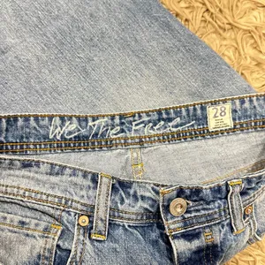 Free People We the Free button fly straight jeans size 28 thumbnail 3