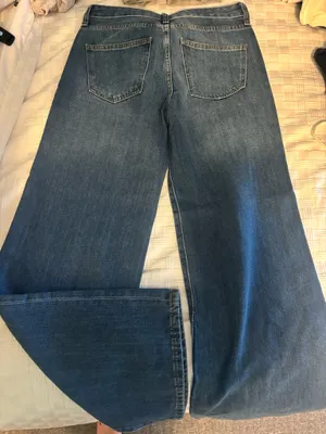 ZARA Jeans High-Rise thumbnail 2