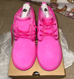 UGG Boots thumbnail 3