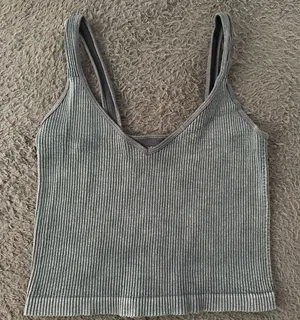 Bella Seamless size L ribbed tank Green Size L thumbnail 1