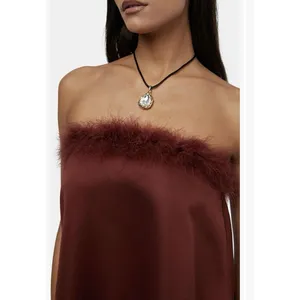 we wore what faux‎ fur strapless satin dress Size 6 thumbnail 3