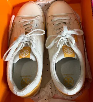 Tory Burch ivory canvas curry yellow classic court shoes Size 8.5 thumbnail 1